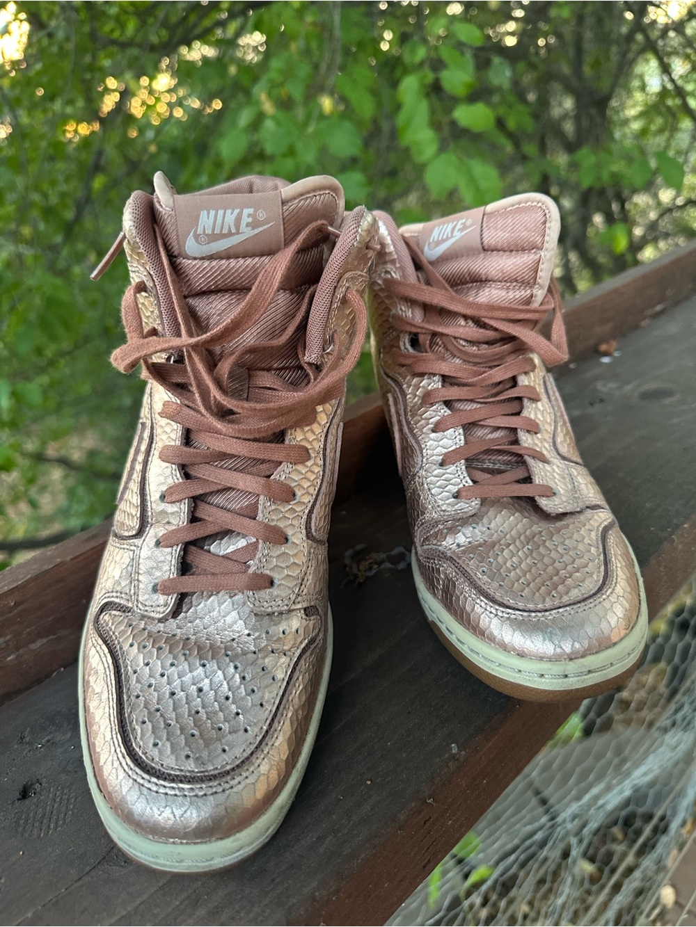 Nike Women’s sky high dunk Metallic Rose Gold High-Top Sneakers